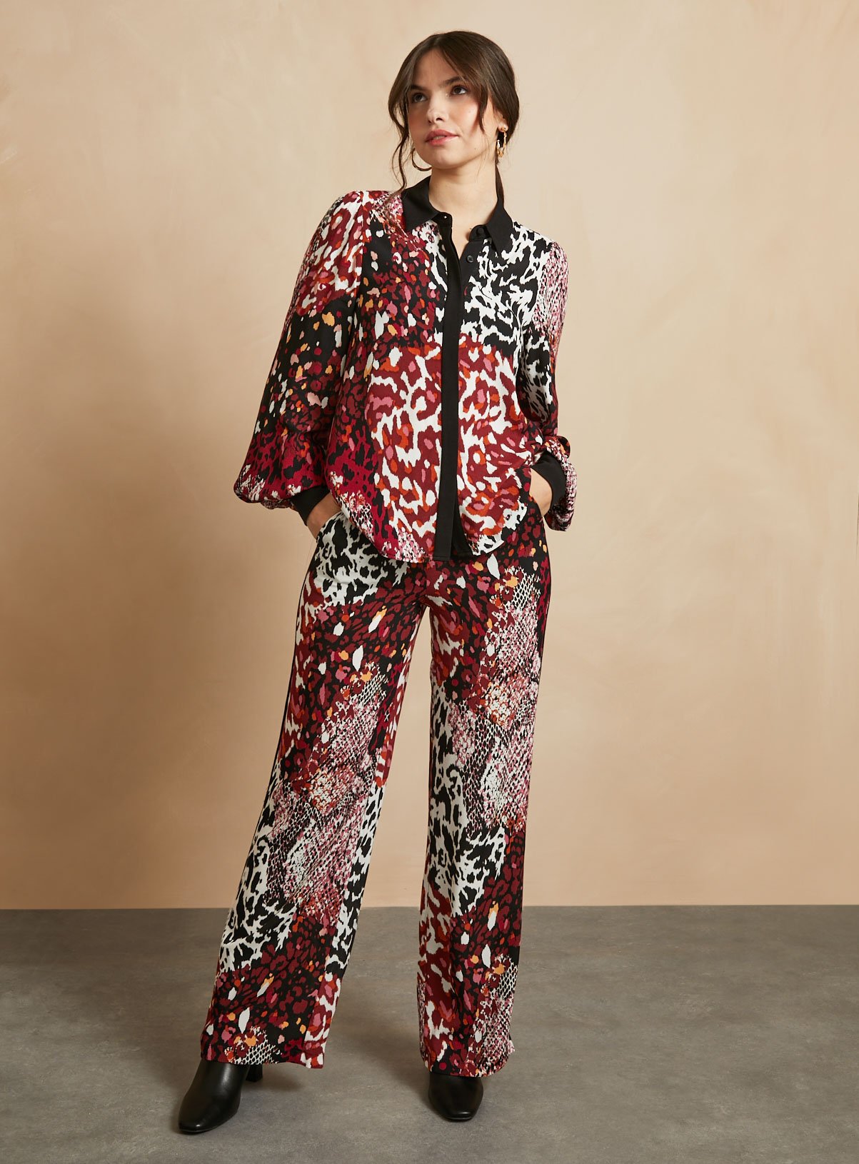 EVERBELLE Animal Print Relaxed Shirt 16 - Image 1 thumbnail